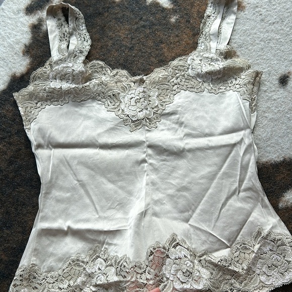 DOLCE & GABBANA lace silk top, size small, AUTHENTIC ‼️ - Picture 8 of 8
